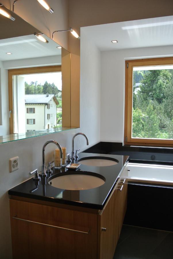 Chesa La Montanella - Ferienwohnung, Maloja Esterno foto