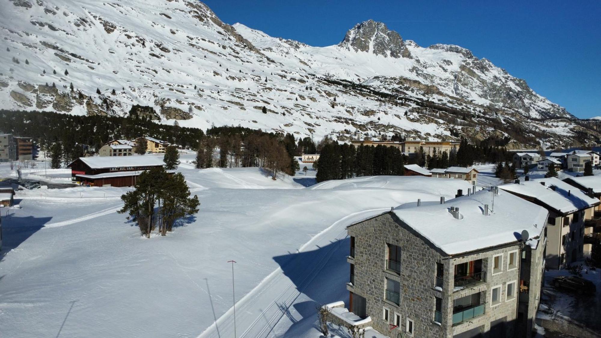 Chesa La Montanella - Ferienwohnung, Maloja Esterno foto