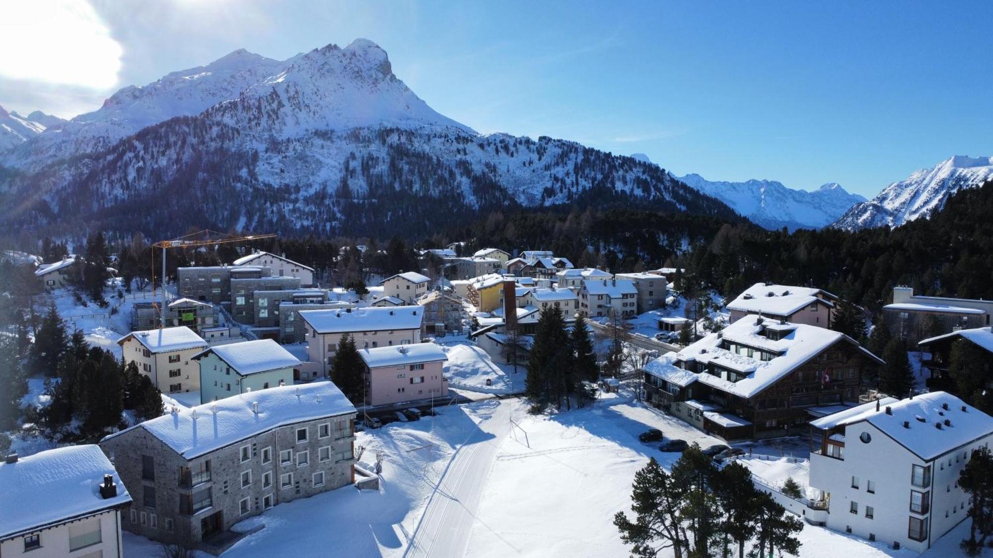 Chesa La Montanella - Ferienwohnung, Maloja Esterno foto